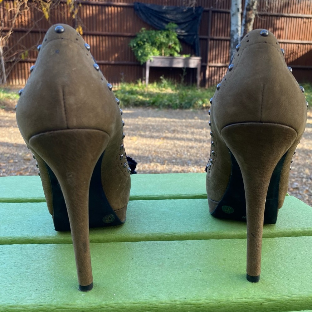 Platform heel - Picture 3 of 4